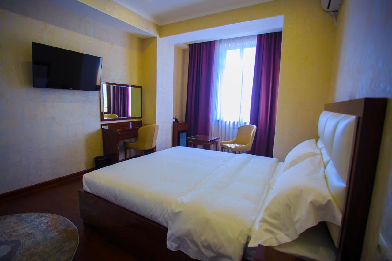 Hotel Ayni Dushanbe Ngoại thất bức ảnh