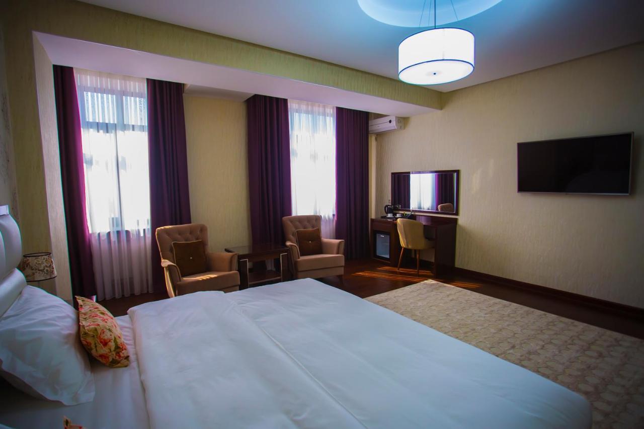 Hotel Ayni Dushanbe Ngoại thất bức ảnh