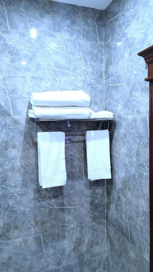 Hotel Ayni Dushanbe Ngoại thất bức ảnh