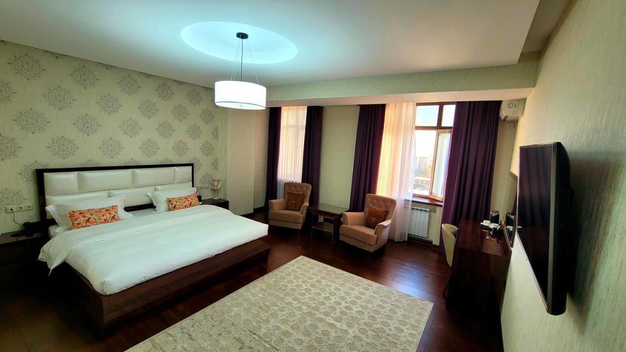Hotel Ayni Dushanbe Ngoại thất bức ảnh