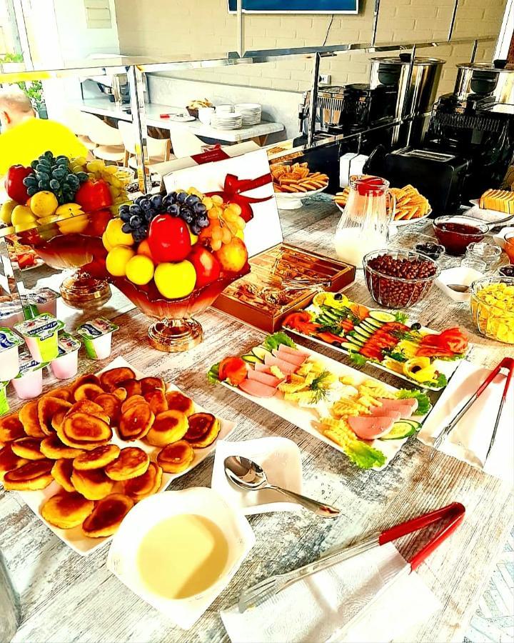 Hotel Ayni Dushanbe Ngoại thất bức ảnh