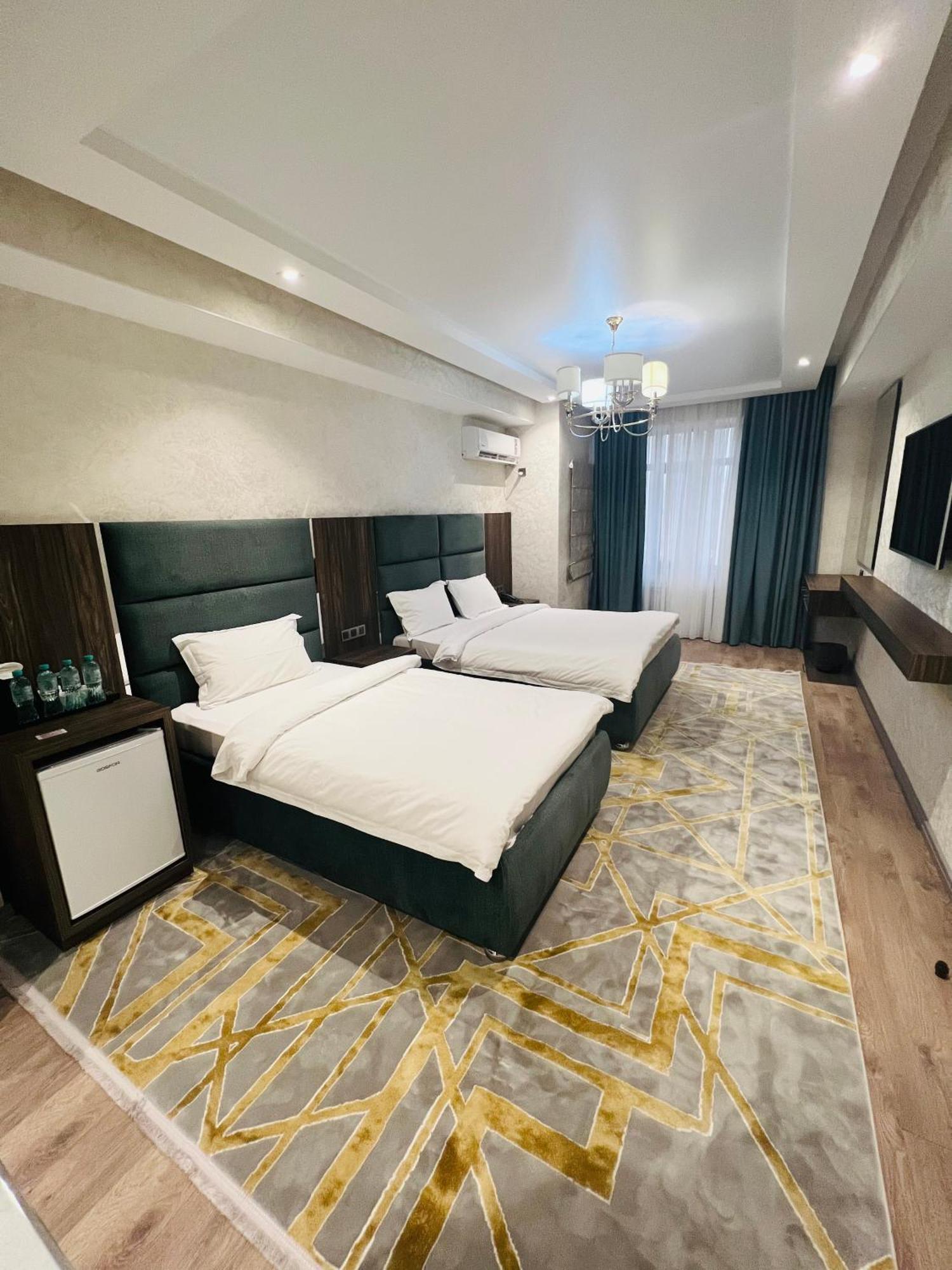 Hotel Ayni Dushanbe Ngoại thất bức ảnh